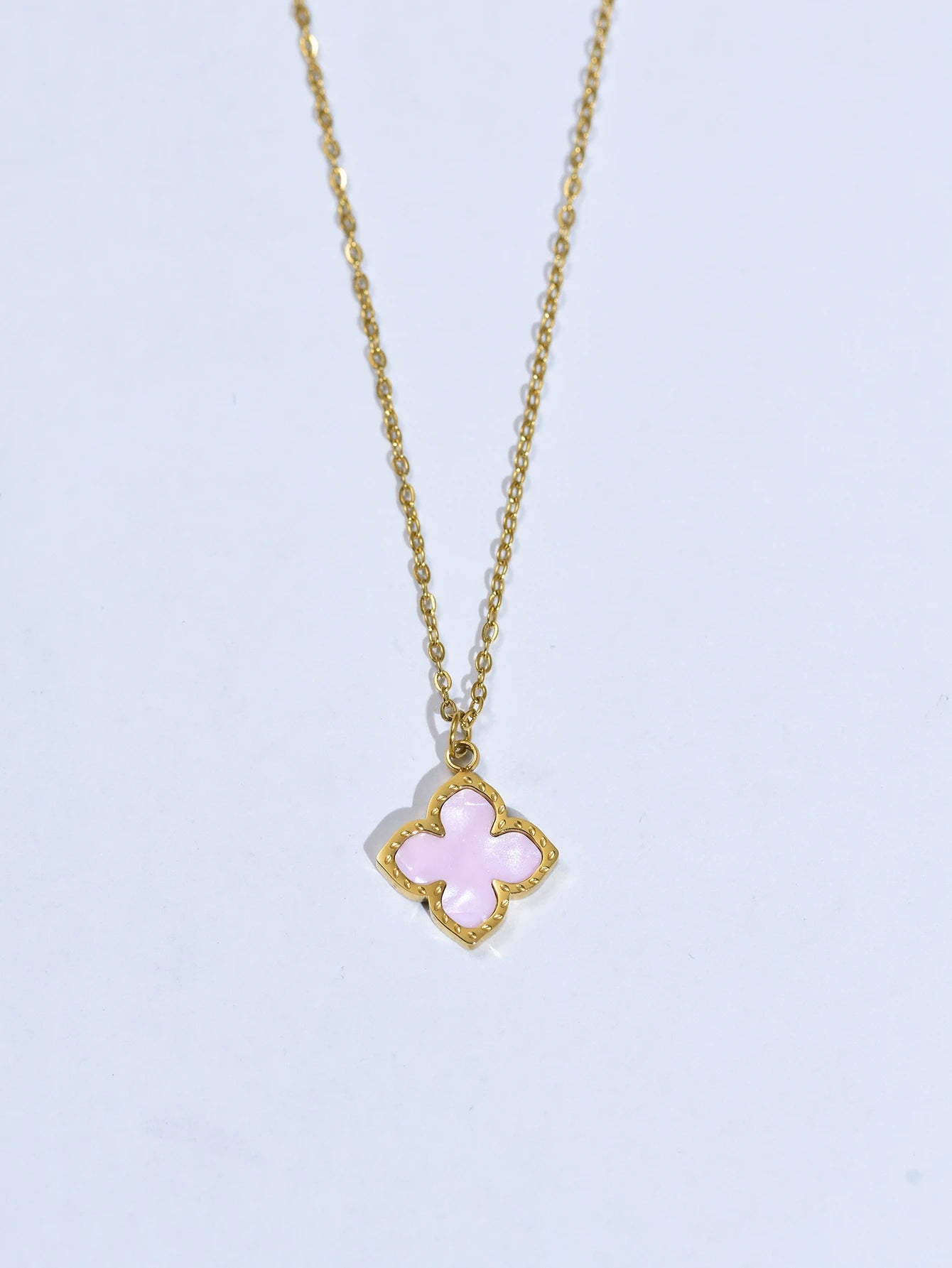 NECKLACE CLOVER STYLE