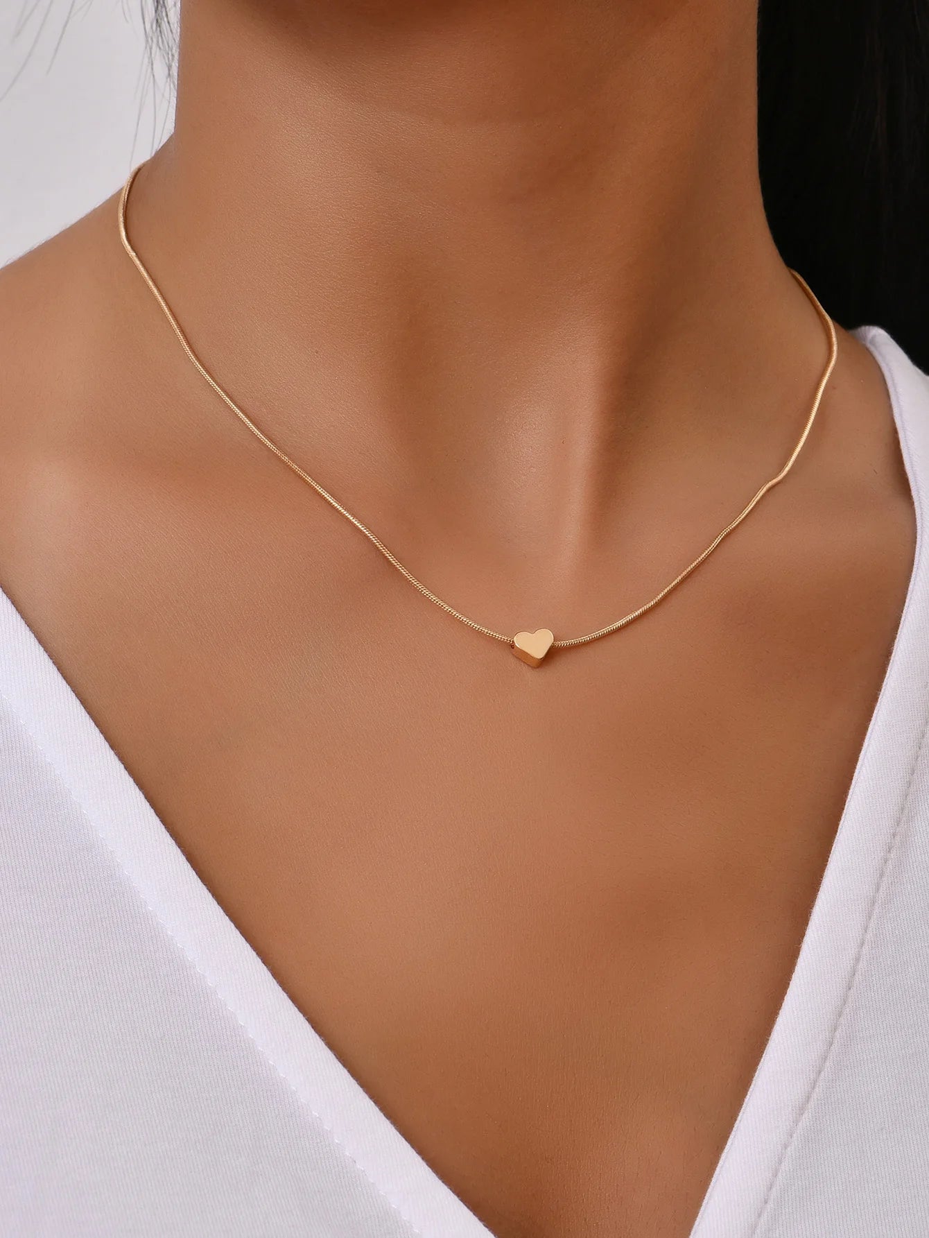 CUTE TINY NECKLACE FOR WOMEN