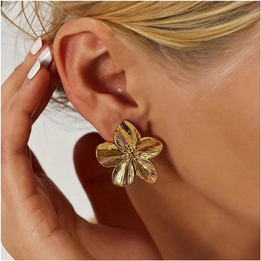 TRENDY STAINLESS STEEL FLOWER EARRINGS FOR WOMEN